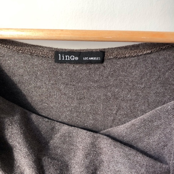 LINQ Los Angeles 3/4-sleeve Drapeneck Top - Picture 4 of 5